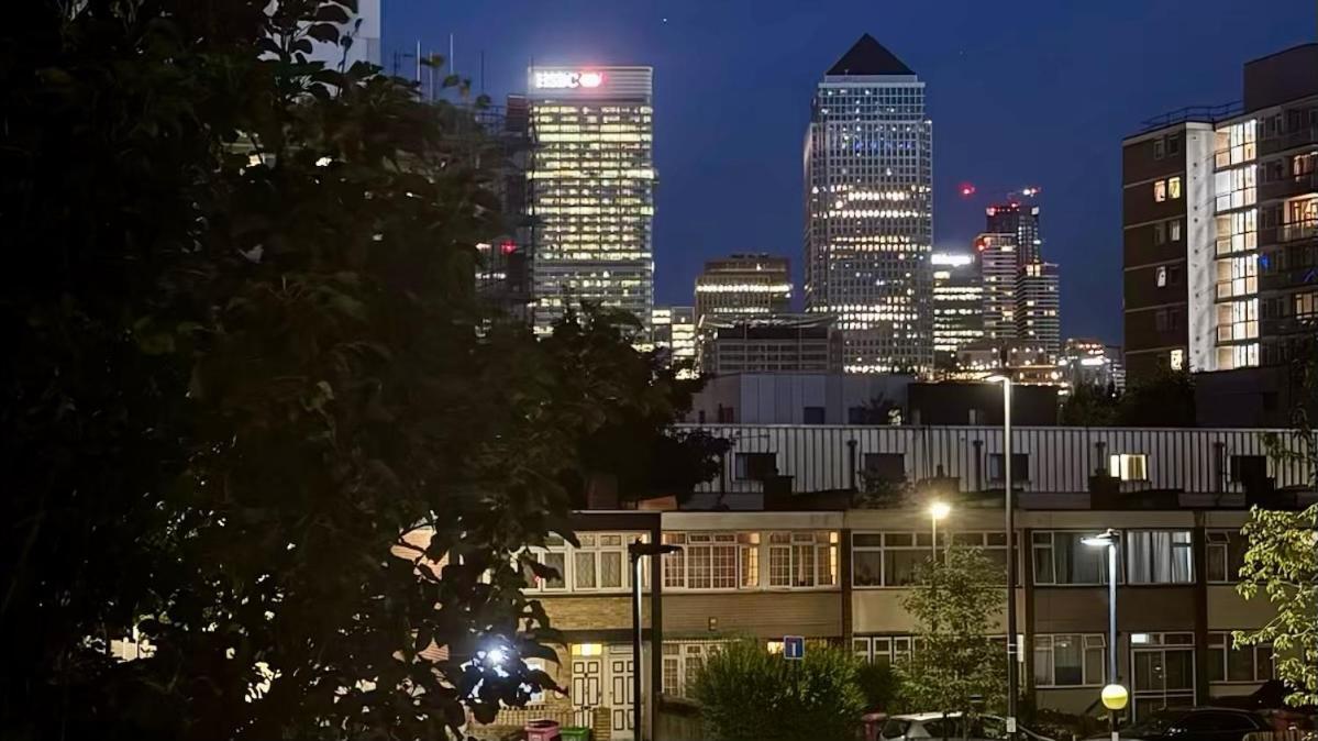 Luxury 2 Bed 2 Bath 1 Min From Station Londres
